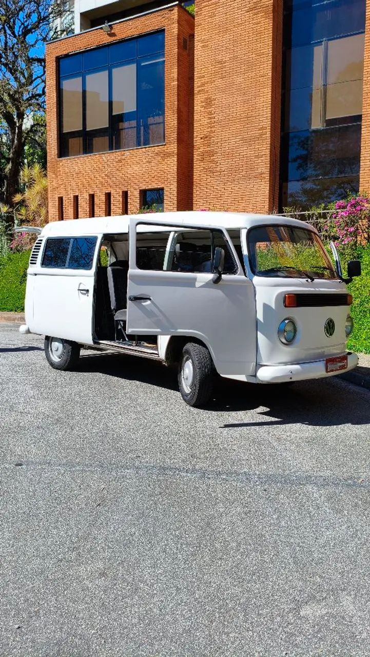 Volkswagen Kombi Standard/ Luxo/ Serie Prata 2005