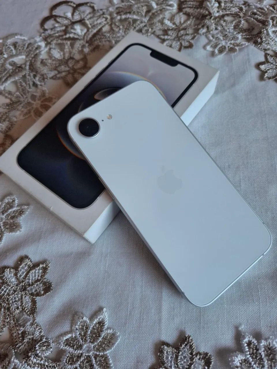 iPhone 16e 128GB | 97% Bateria | Impecável + Capinha e Película.