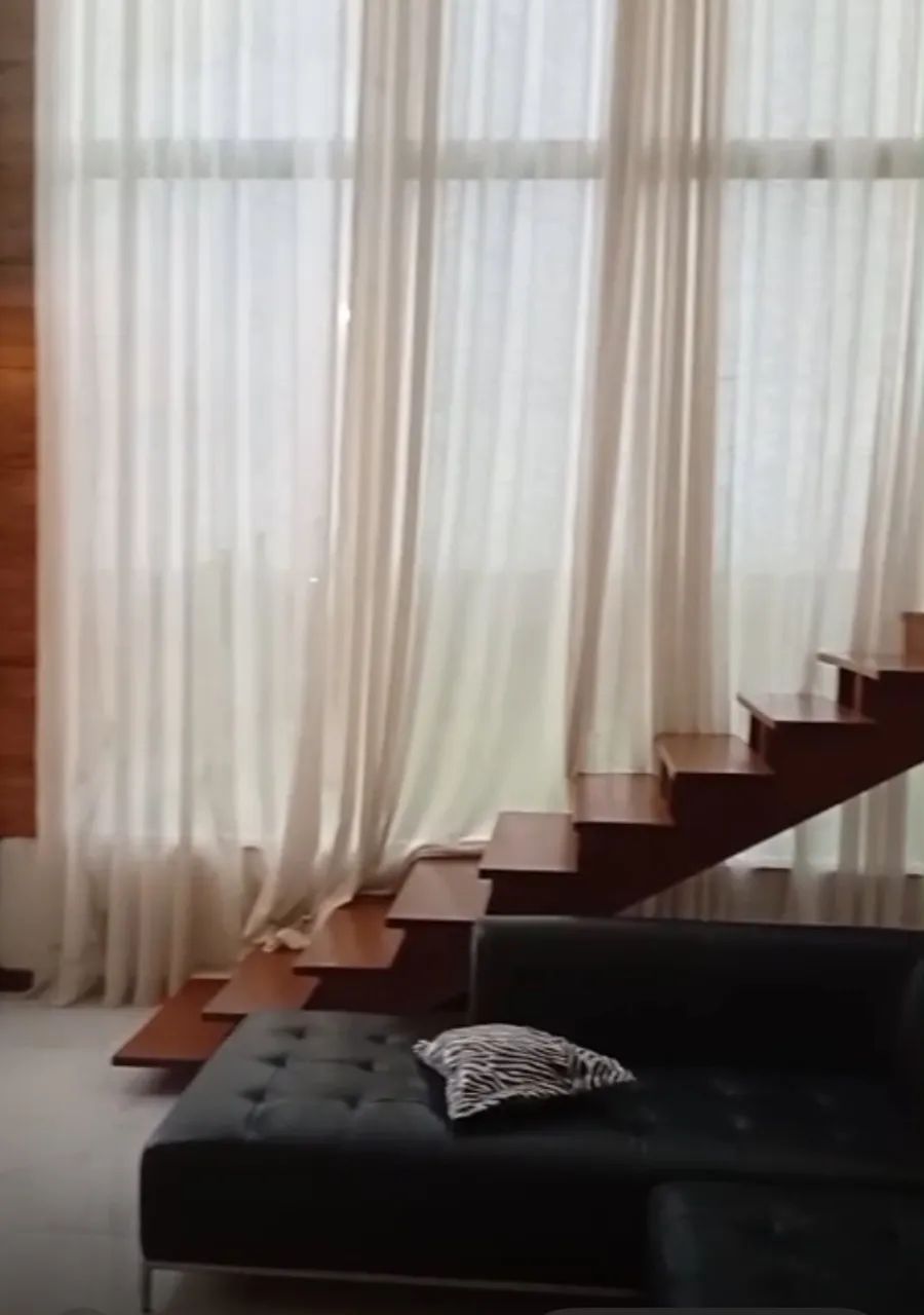 * ? Casa Ampla e Confortável à Venda