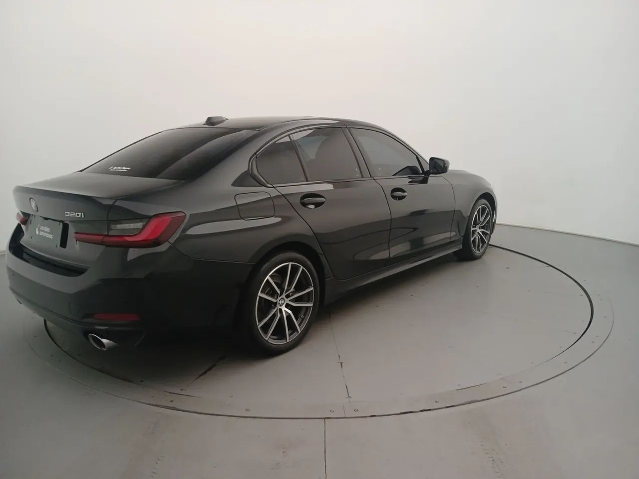 BMW Série 3 320i, foto 5 de 18