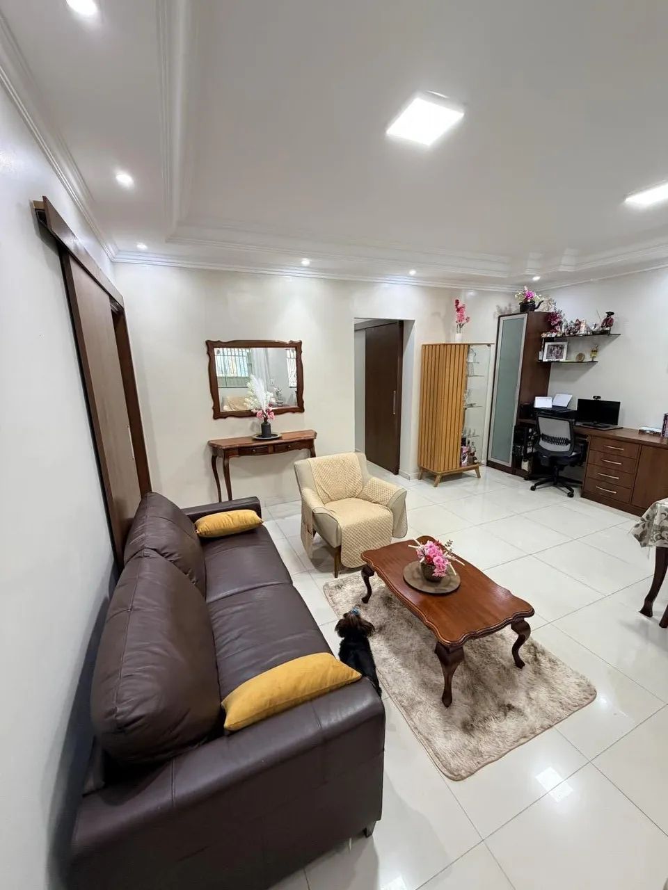 Casa térrea de esquina no Guará II - Foto 2