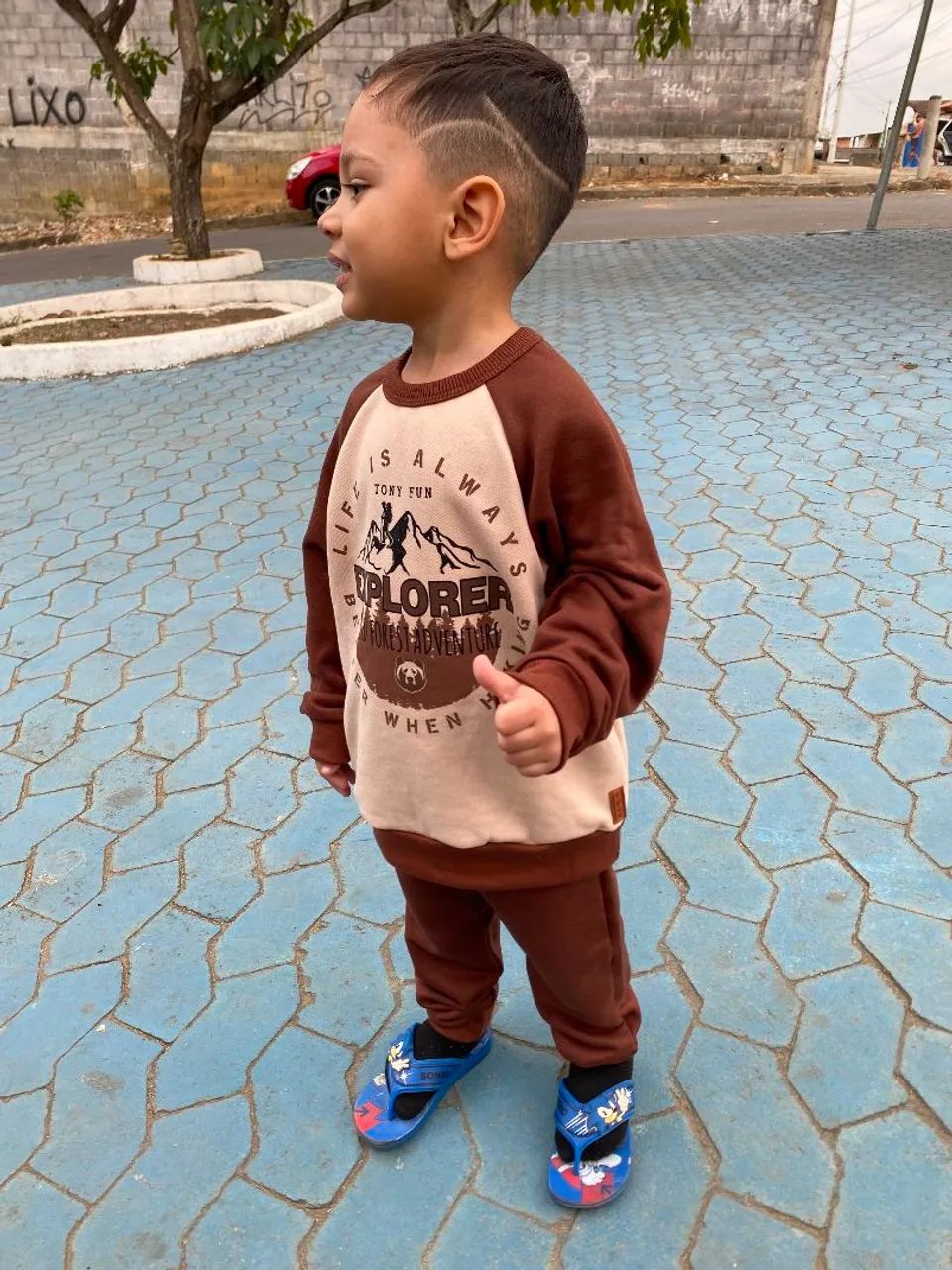 Moleton infantil de 4. A 8 anos 