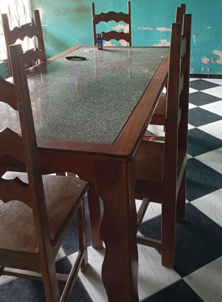 Mesa de angelim 