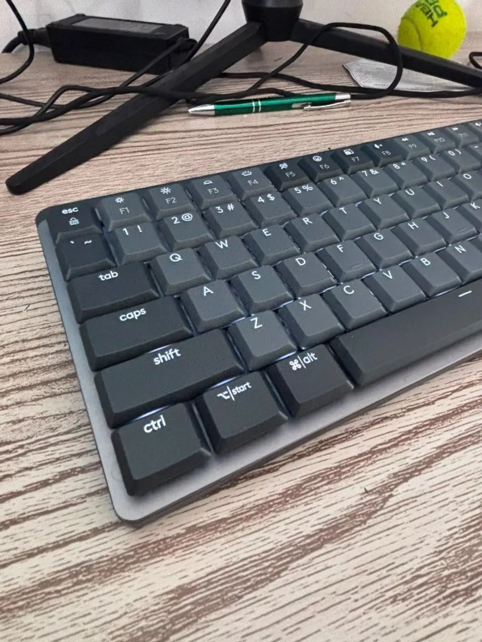 Teclado logitech MX Mechanical sem fio - Foto 2