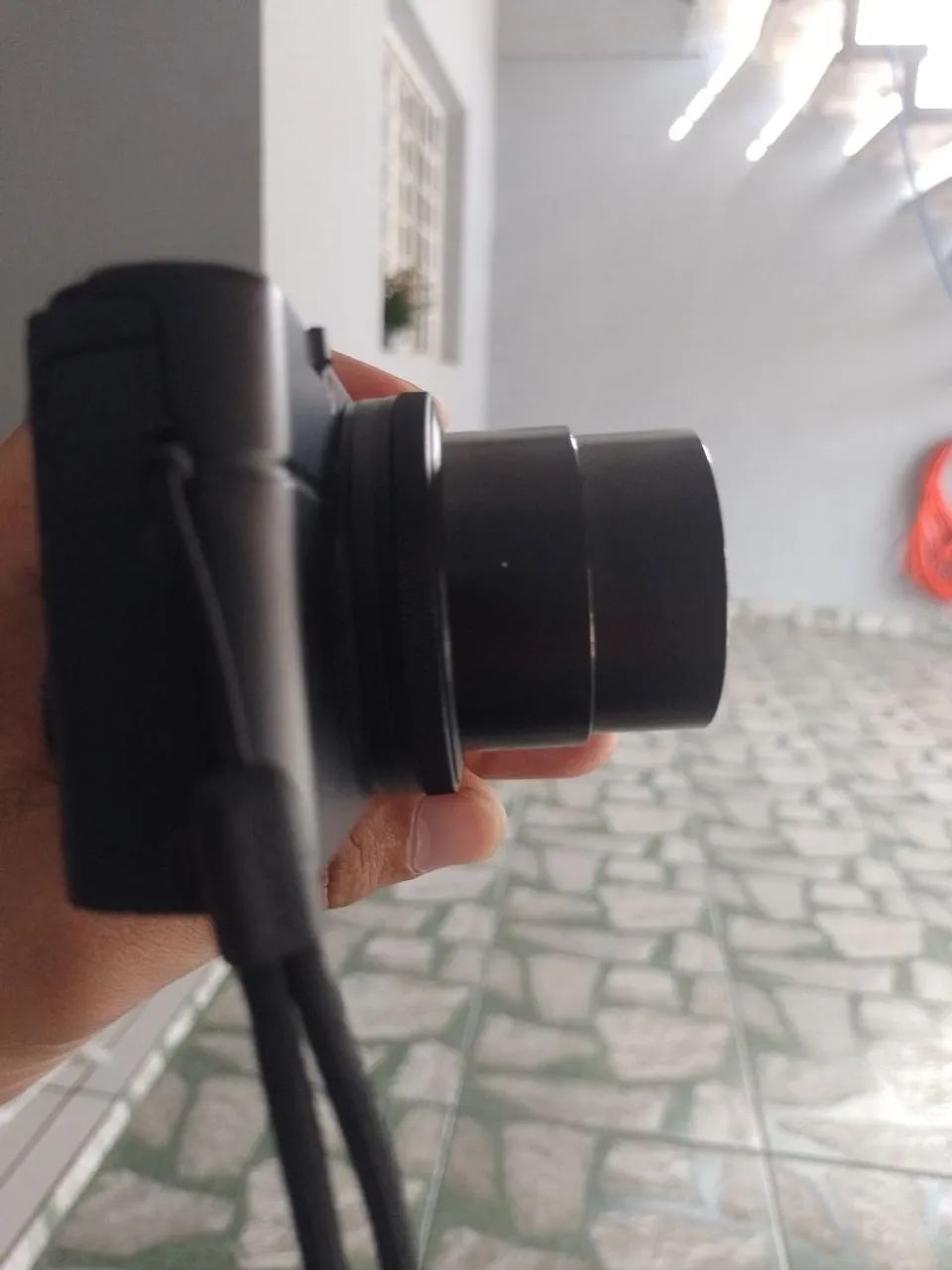 ?Sony RX100 a venda câmera em ótimo estado e funcionando perfeitamente?