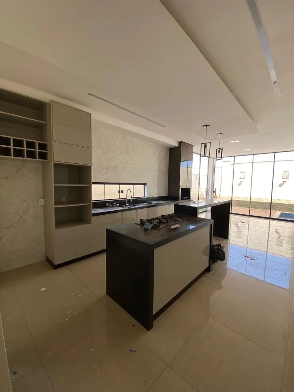 Casa 3 Suítes com piscina e hidro para locação! - Foto 4