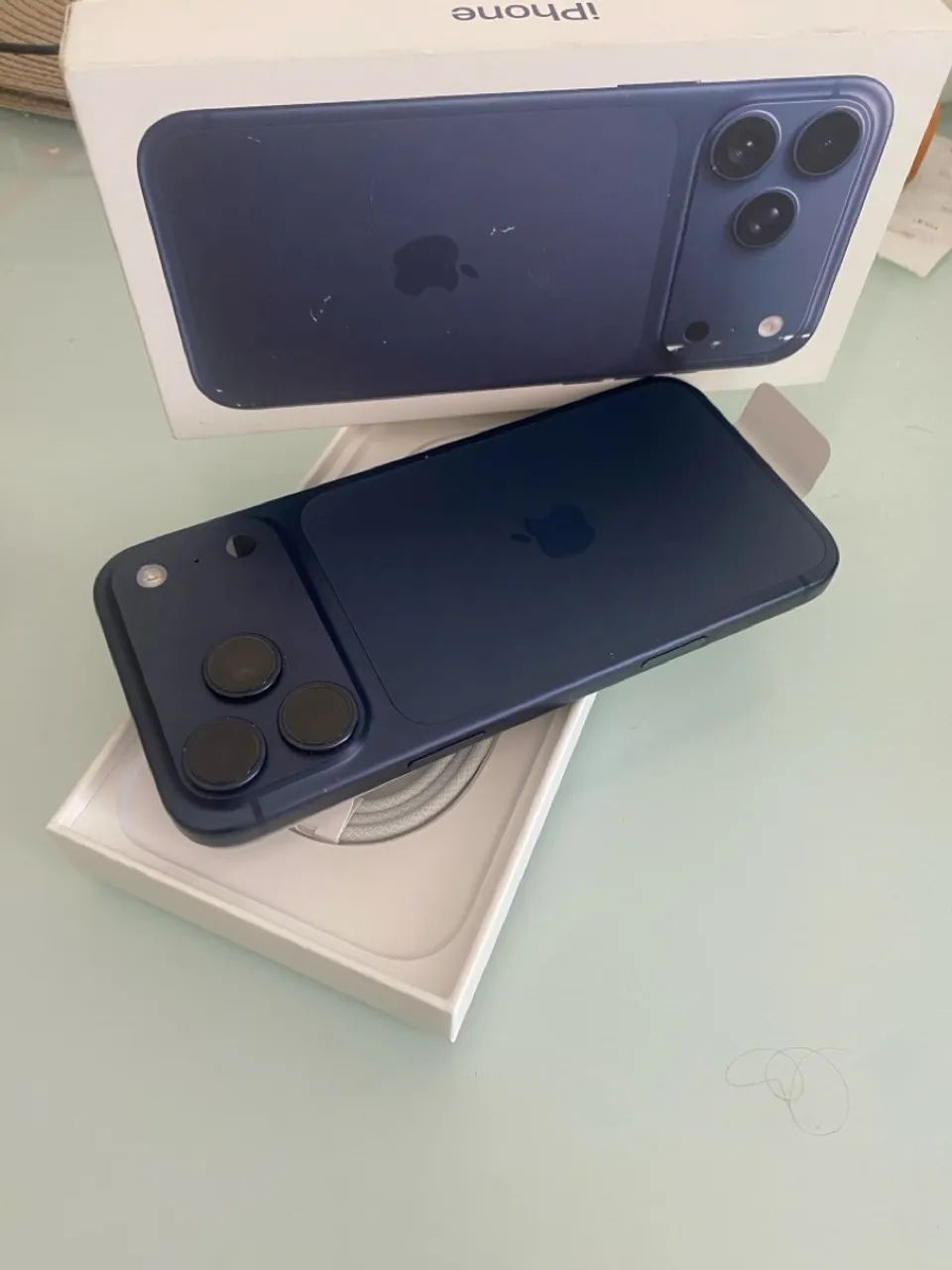 iPhone 17 pro Max azul 256. Com garantia nunca aberto  - Foto 2