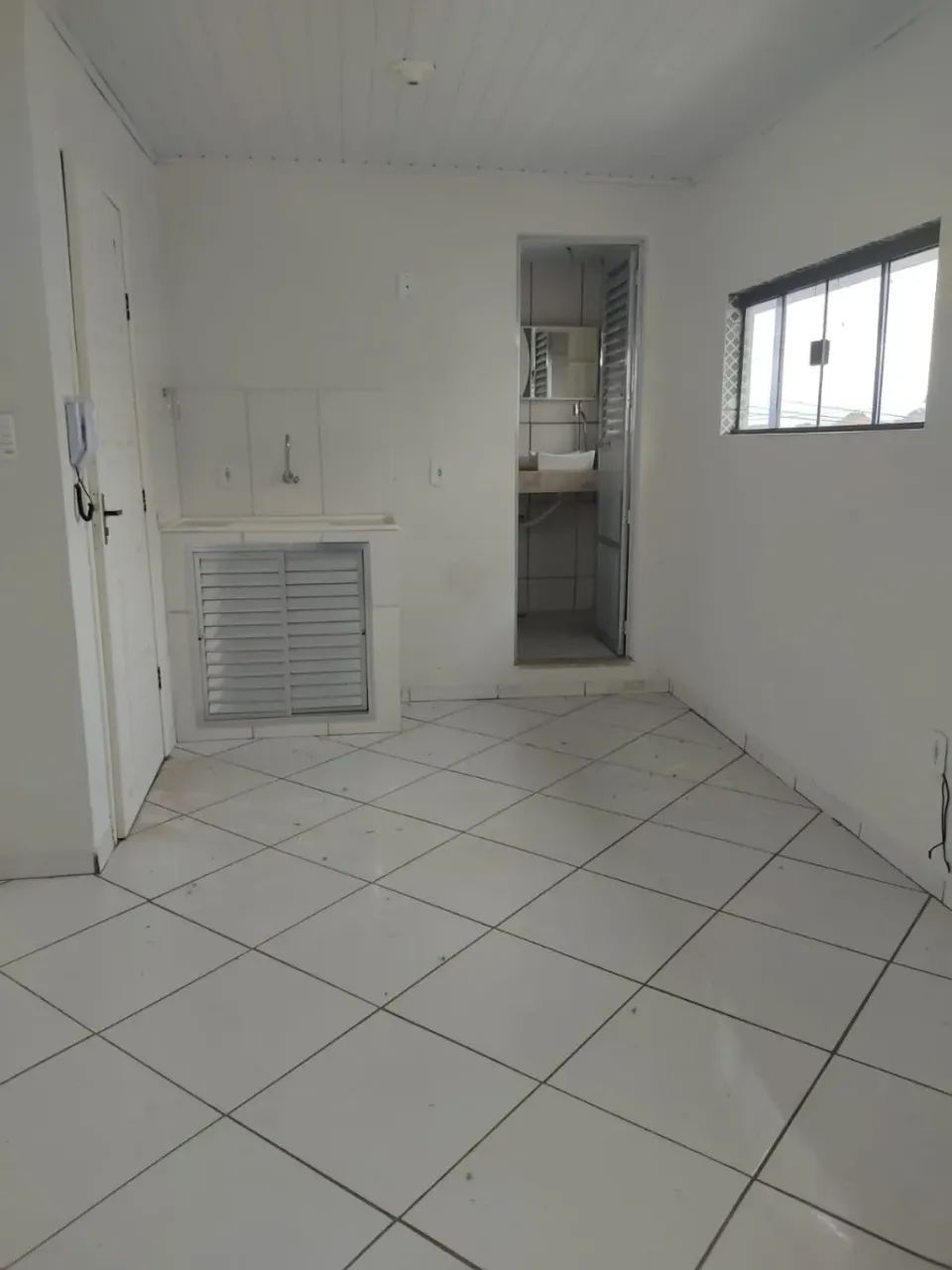 Sala comercial para aluguel no Centro - Rio das Ostras - Rio de Janeiro