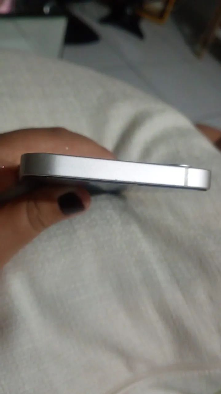 iPhone 12 | 64gb - SEM DETALHES bateria 77% - Foto 4