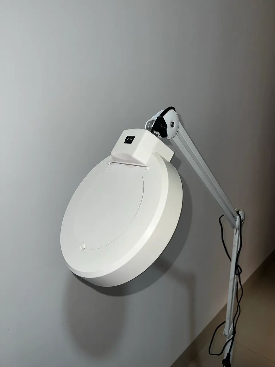 Lupa luminária estética  - Foto 4