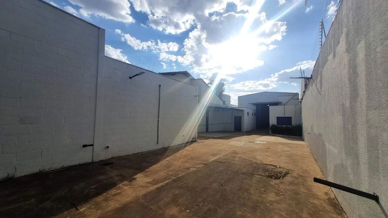 Galpão para aluguel, Santa Rosa - Uberlândia/MG - Foto 2