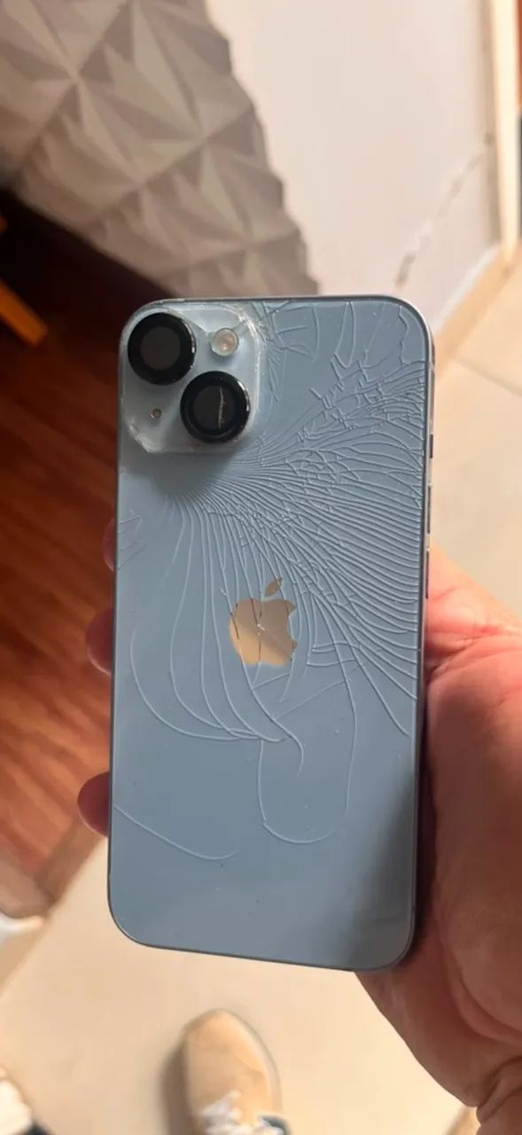 iPhone 14 azul *tela traseira Quebrada* - Foto 4