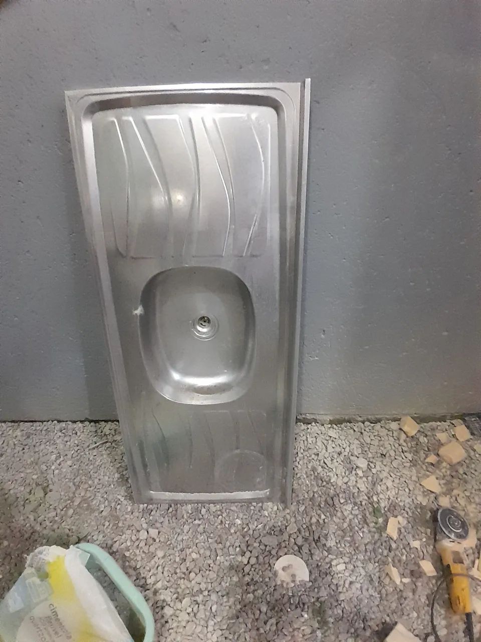 Vende-se Pia de cozinha Inox - Foto 2