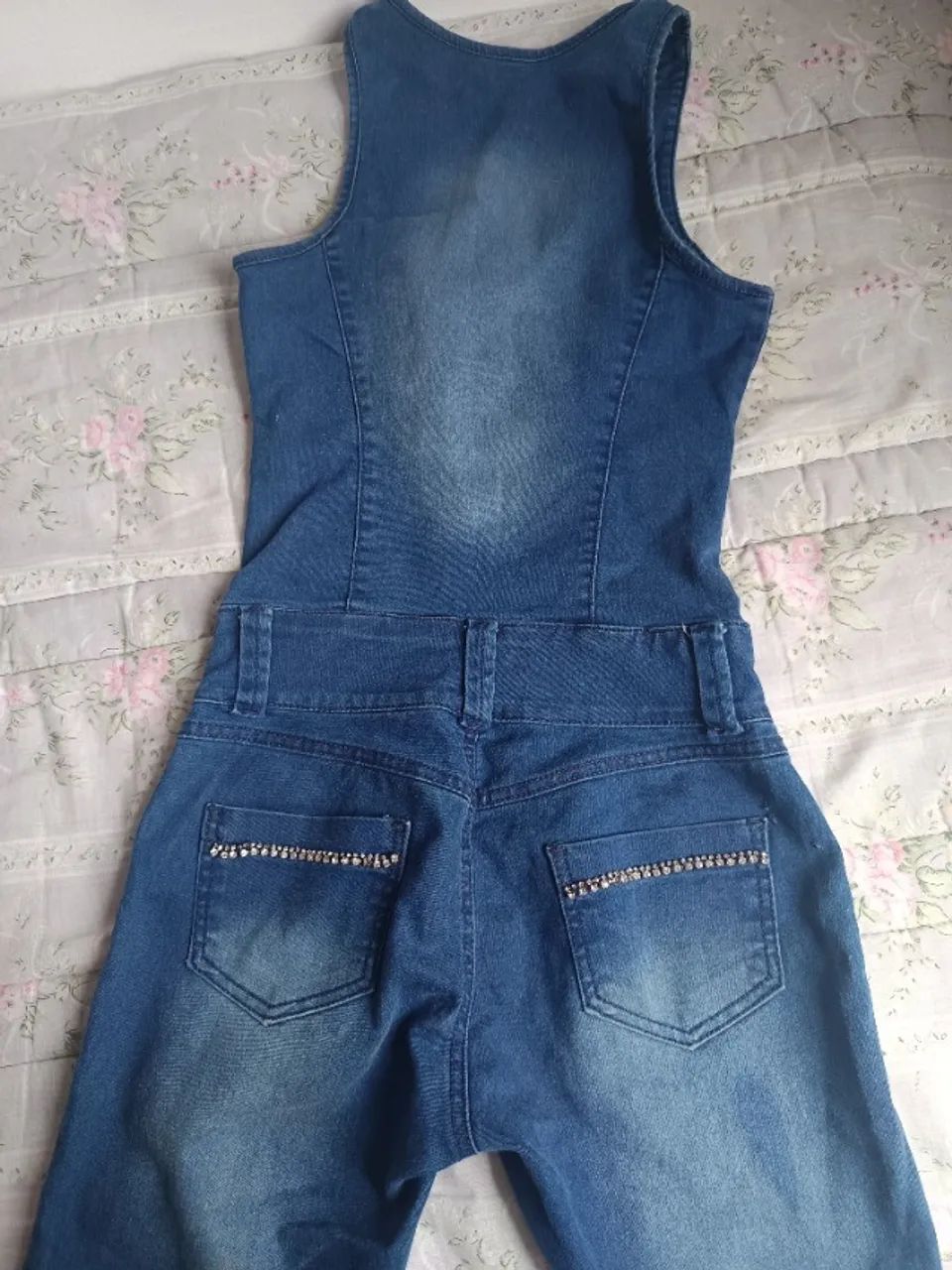 Macacão jeans 36  - Foto 5