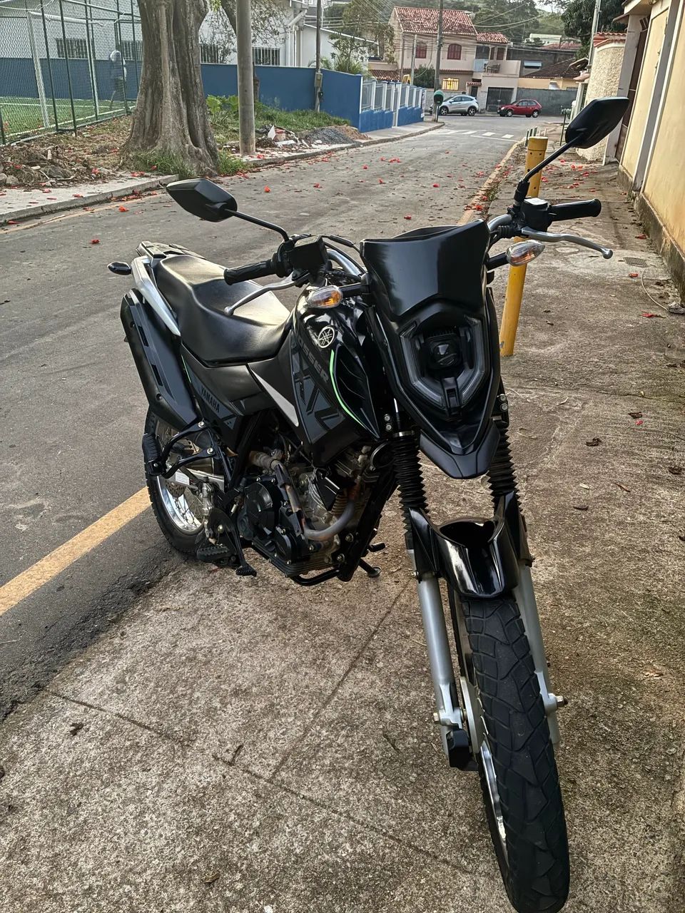 Crosser 