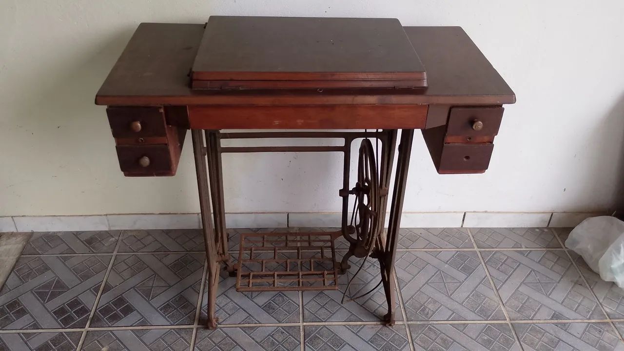 Máquina de costura antiga decoração  - Foto 2