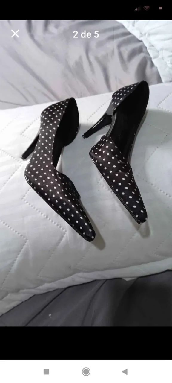 Sapato preto com bolinha  - Foto 2