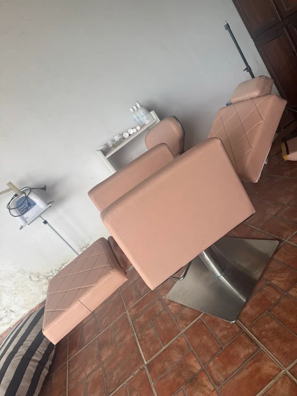 Moveis de estética, poltrona, mocho  - Foto 2