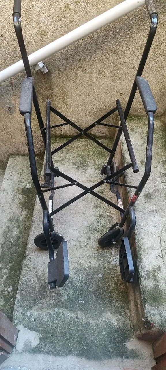 CADEIRA DE RODAS  - Foto 3