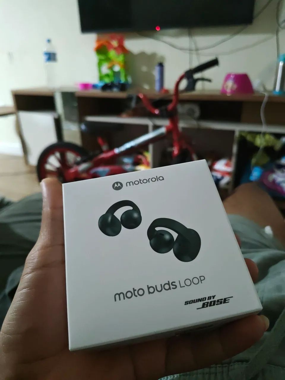 Moto Buds Loop 