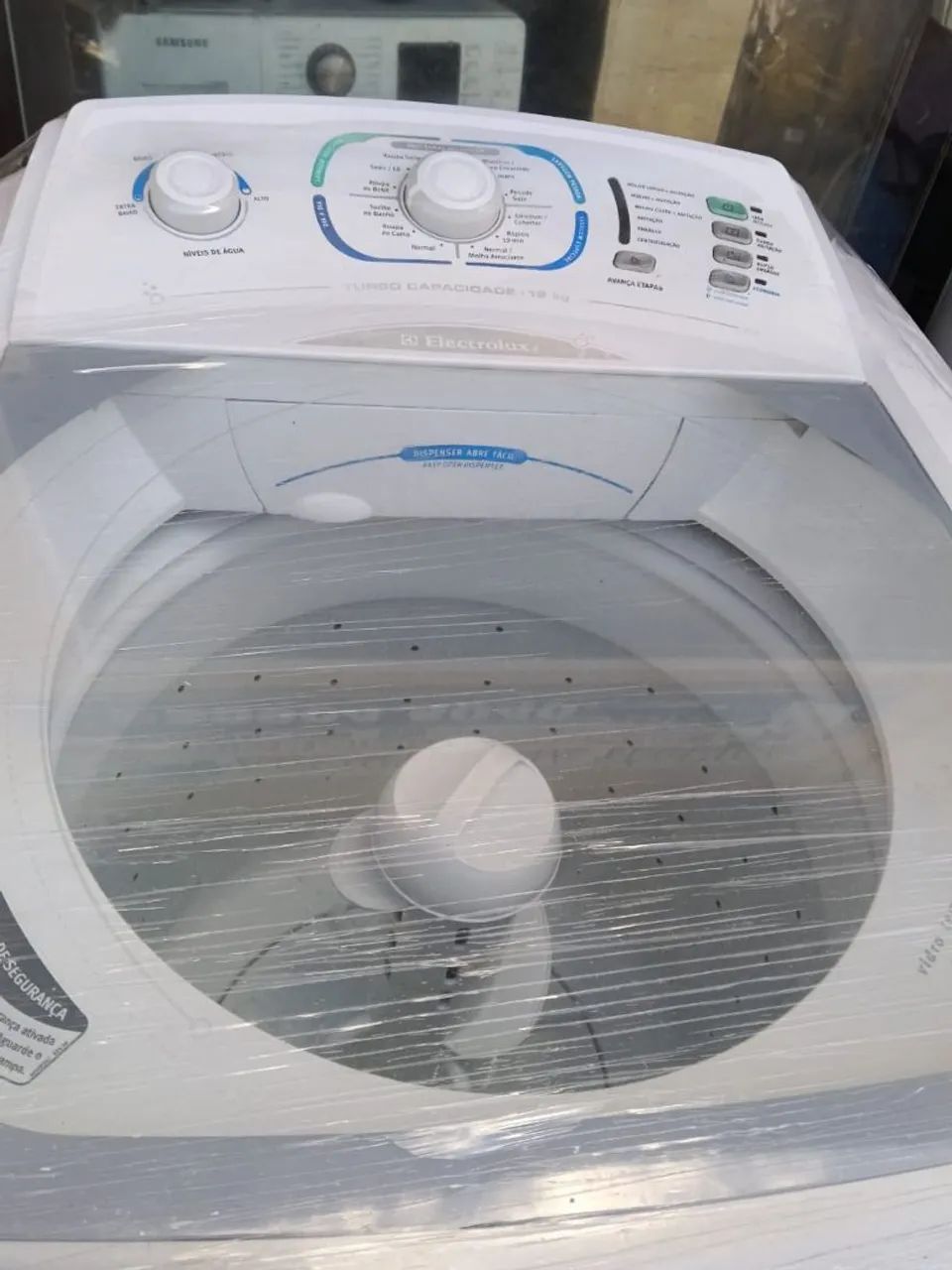 Máquina de lavar Eletrolux 12kg