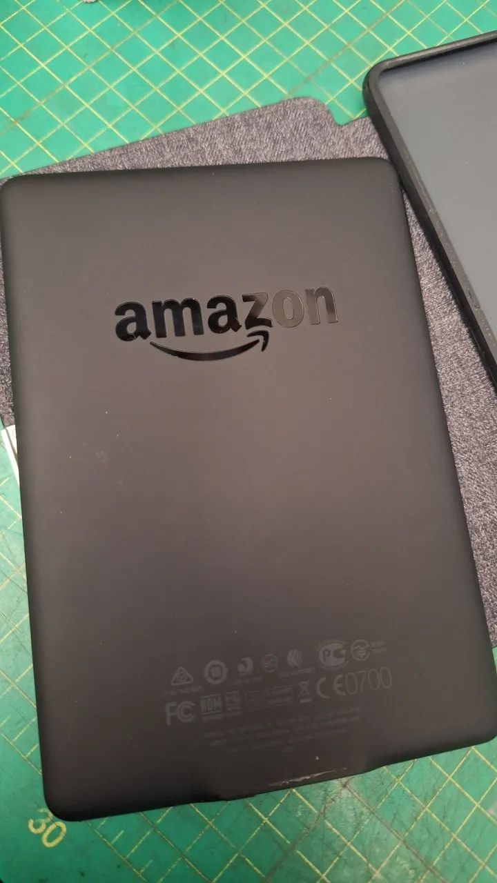 Amazon Kindle 6°geração c/ iluminação  - Foto 2