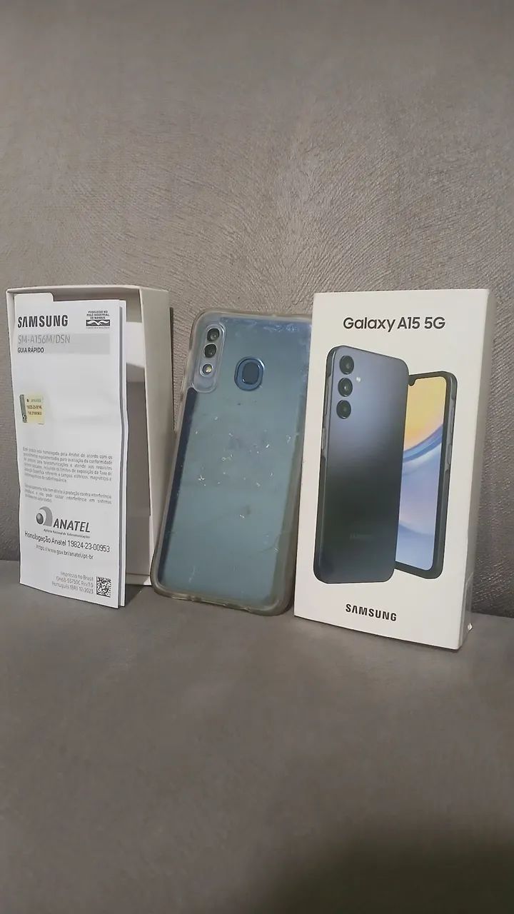 Celular com defeito para possível retirada de peças