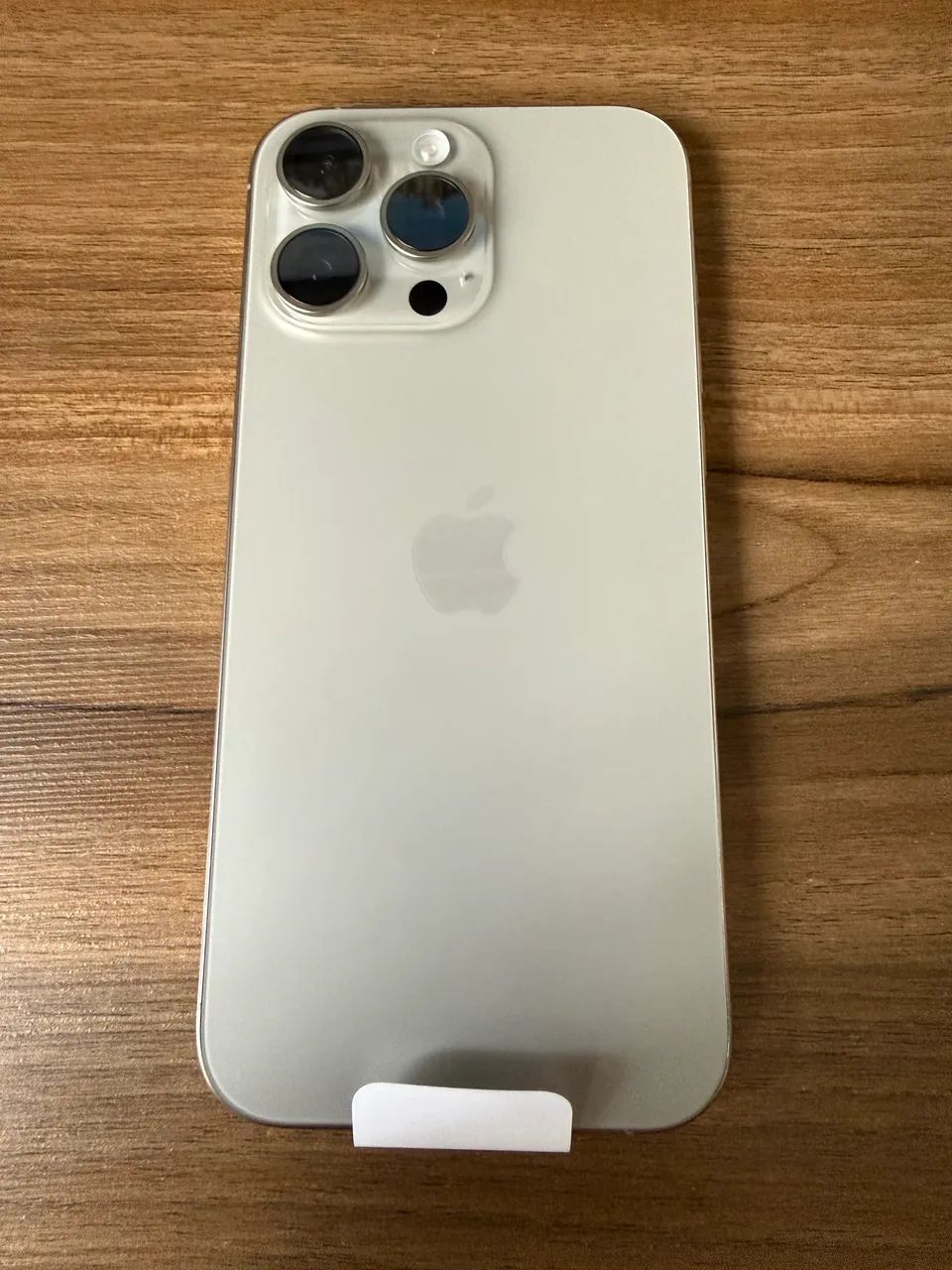 iPhone 16 pro Max 256 prata (nunca usado)