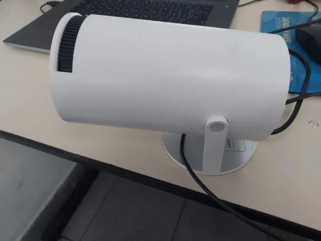 MINI PROJETOR PORTÁTIL LED SOURCE ULTRA HD - Foto 3