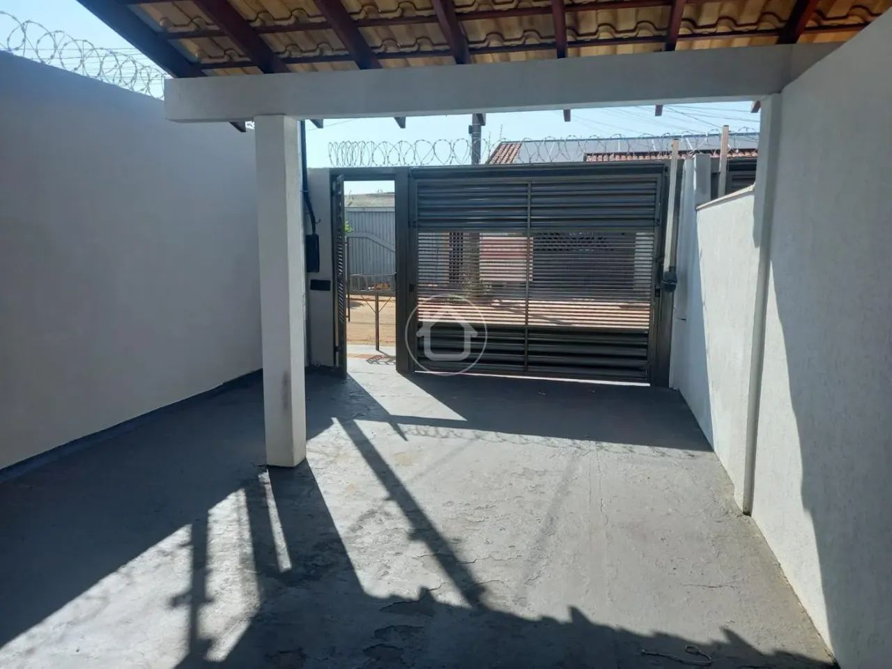 CASA 2 QUARTOS SENDO 1 SUÍTE NO BAIRRO UNIÃO - Foto 2