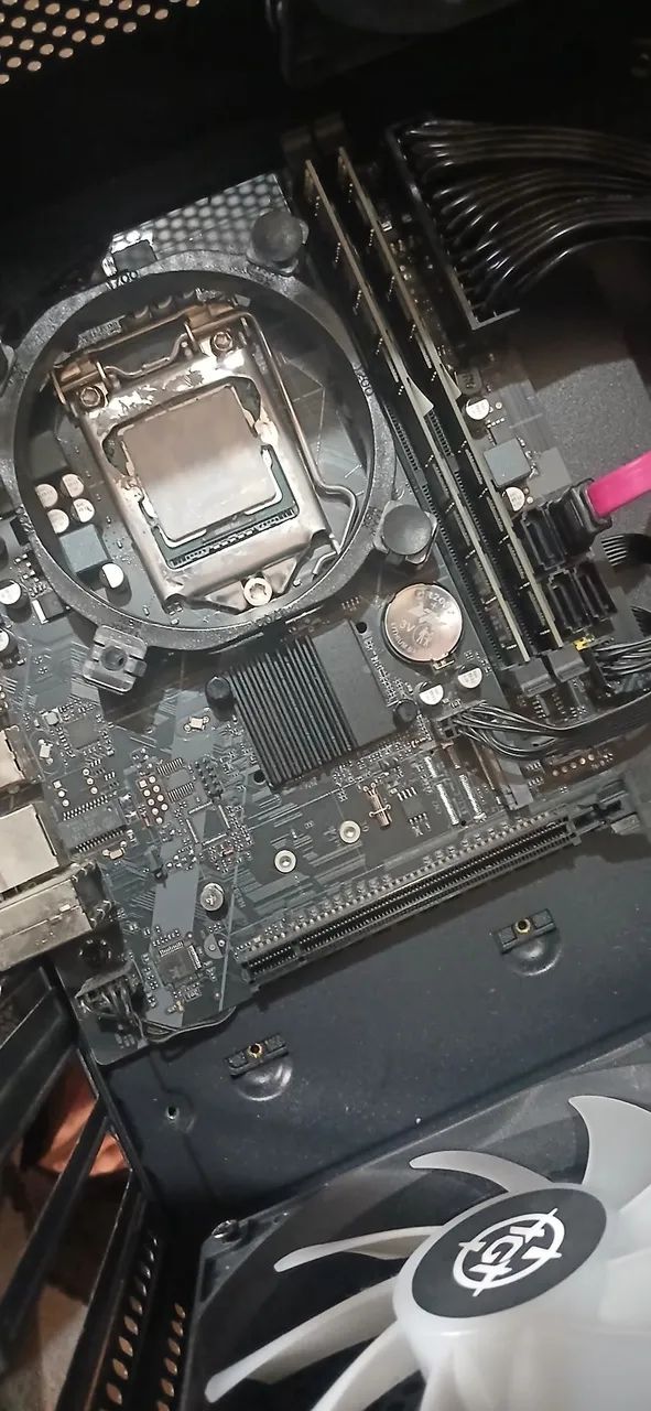 Placa mãe h61 e processador xeon e3 1230 v2 - Foto 4