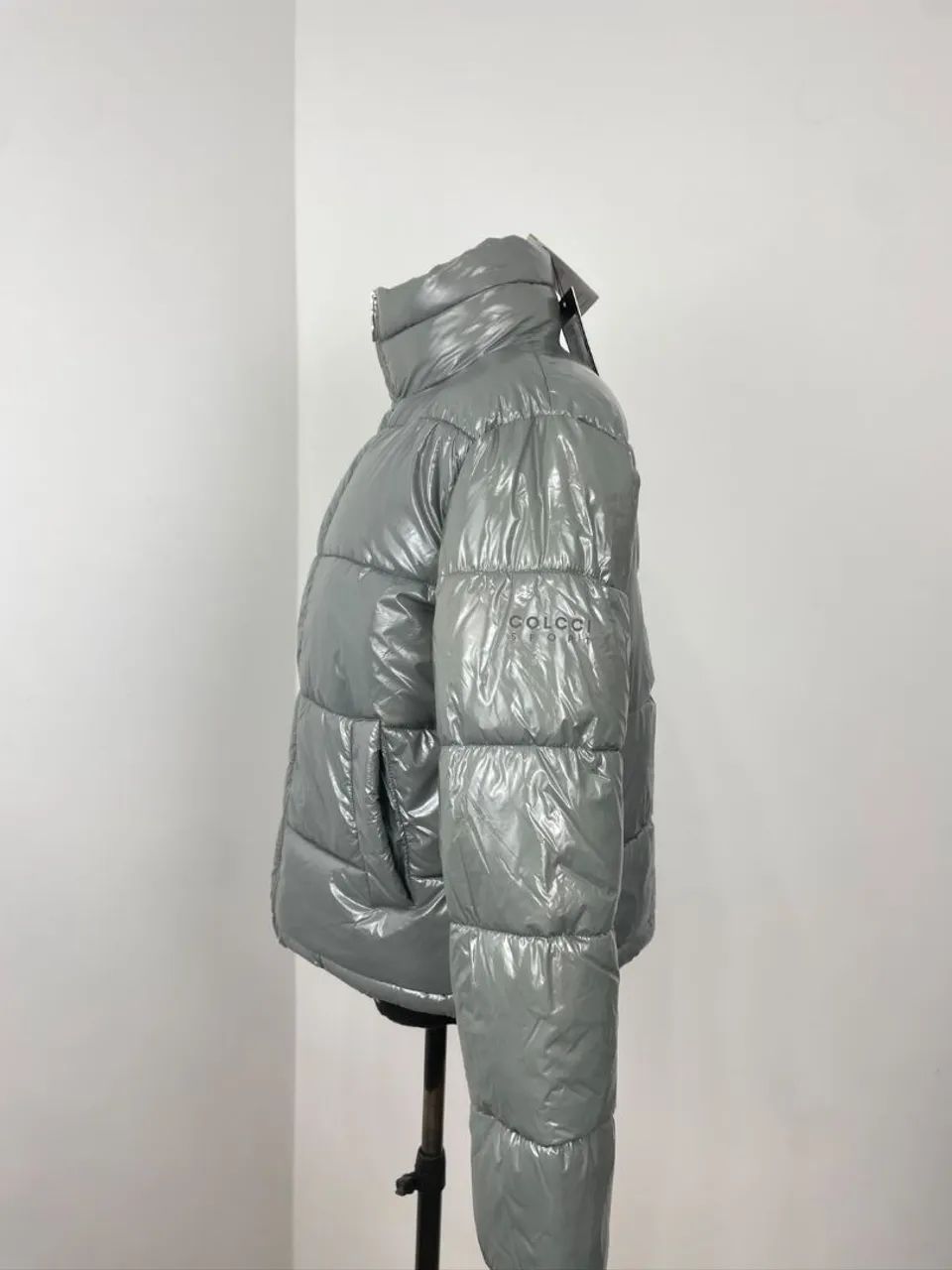 Jaqueta puffer sport Colcci P *peça nova com etiqueta* - Foto 4