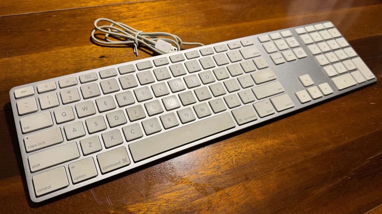 Teclado Apple Com Fio A1243 Original Slim Alumínio **Perfeito