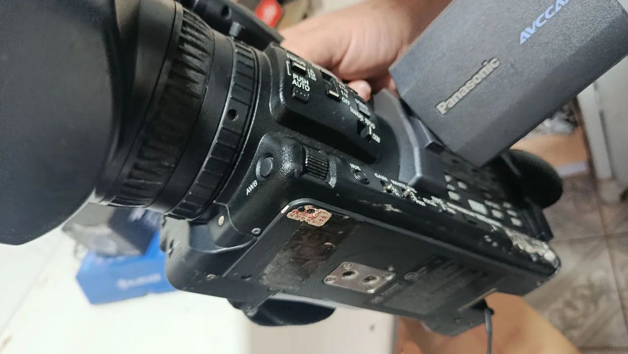Câmera Panasonic HMC 15065606299850370122