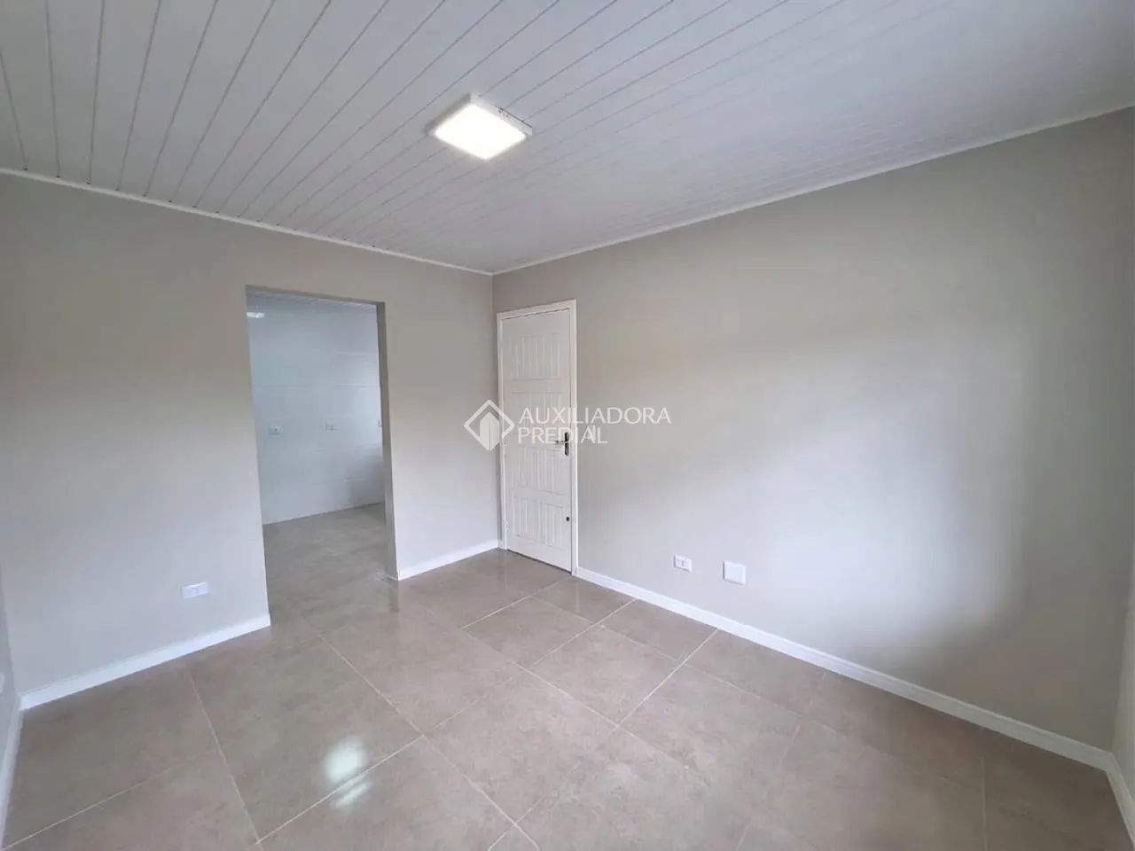 Casa com 03 quartos no bairro Boneca do Iguaçu - Foto 4