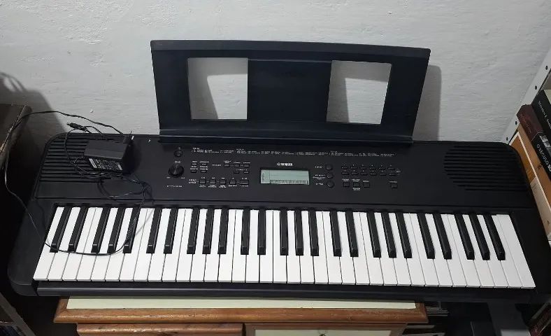 Teclado Yamaha PSR E360 - Foto 3