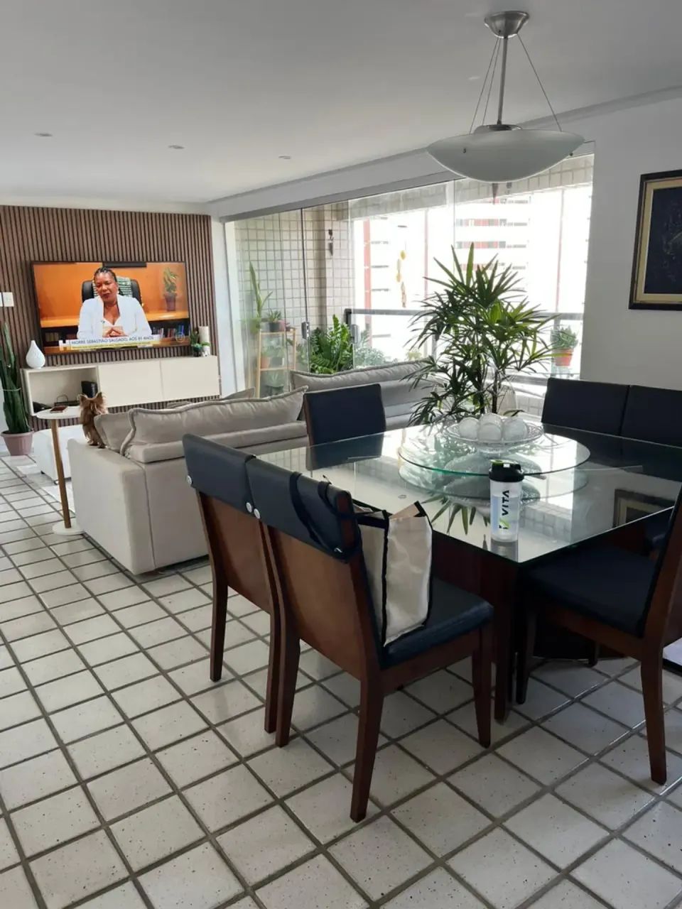VENDE-SE APARTAMENTO - 3 QUARTOS - 1 SUÍTE - 2 VAGAS