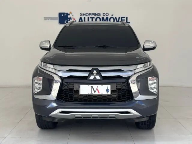 Mitsubishi Pajero 2024