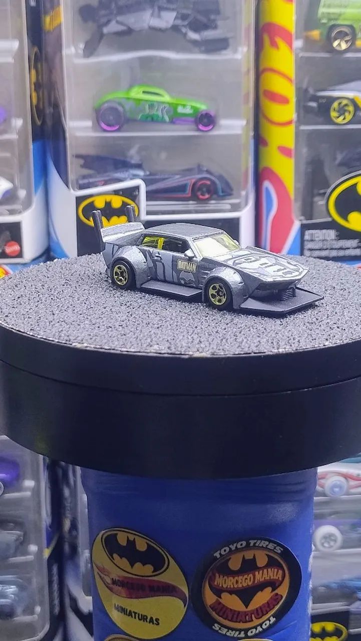 Batmóvel Hotwheels  R$ 30,00 cada - Foto 3