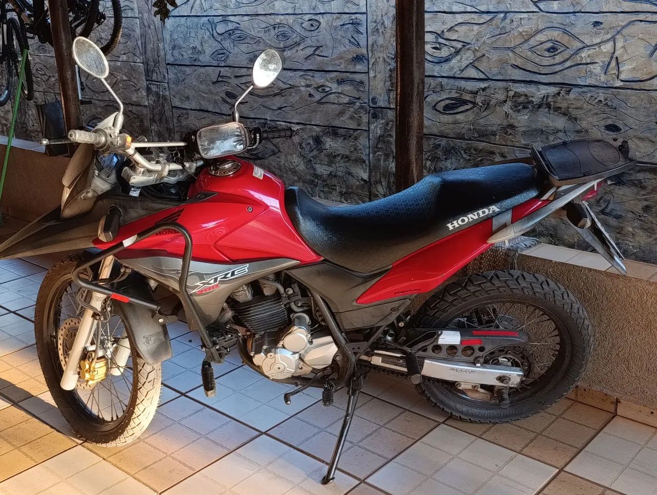 XRE 300