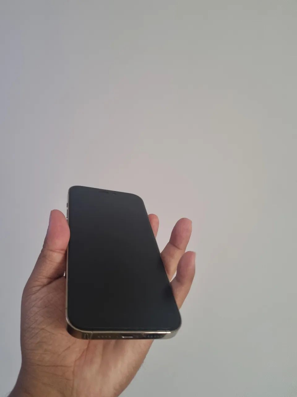 iPhone 14 Pro Max 256 Gold  - Foto 2