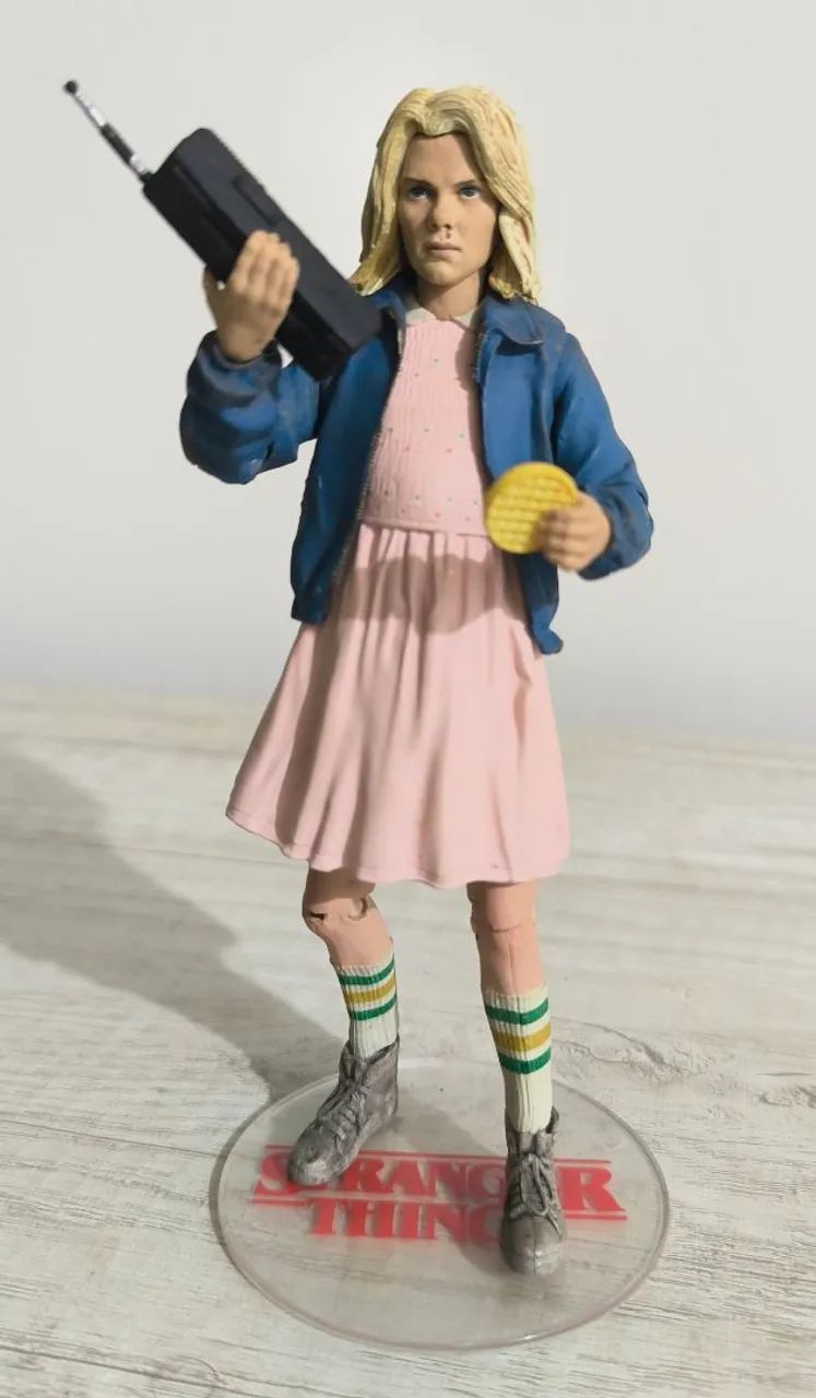 ELEVEN / ONZE - Stranger Things - McFarlane Action Figure - Foto 4
