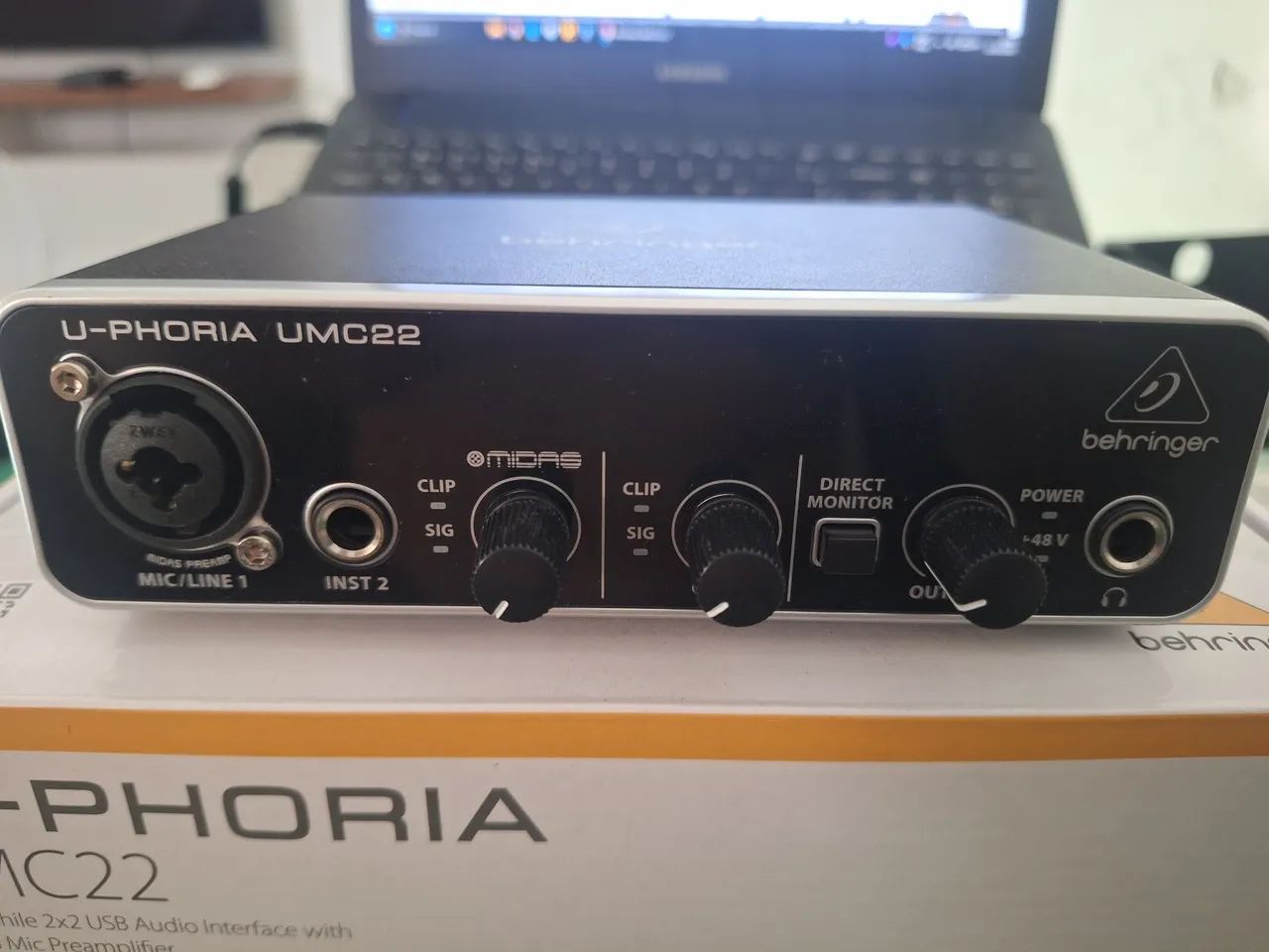Interface de Audio Behringer UMC22  - Foto 3