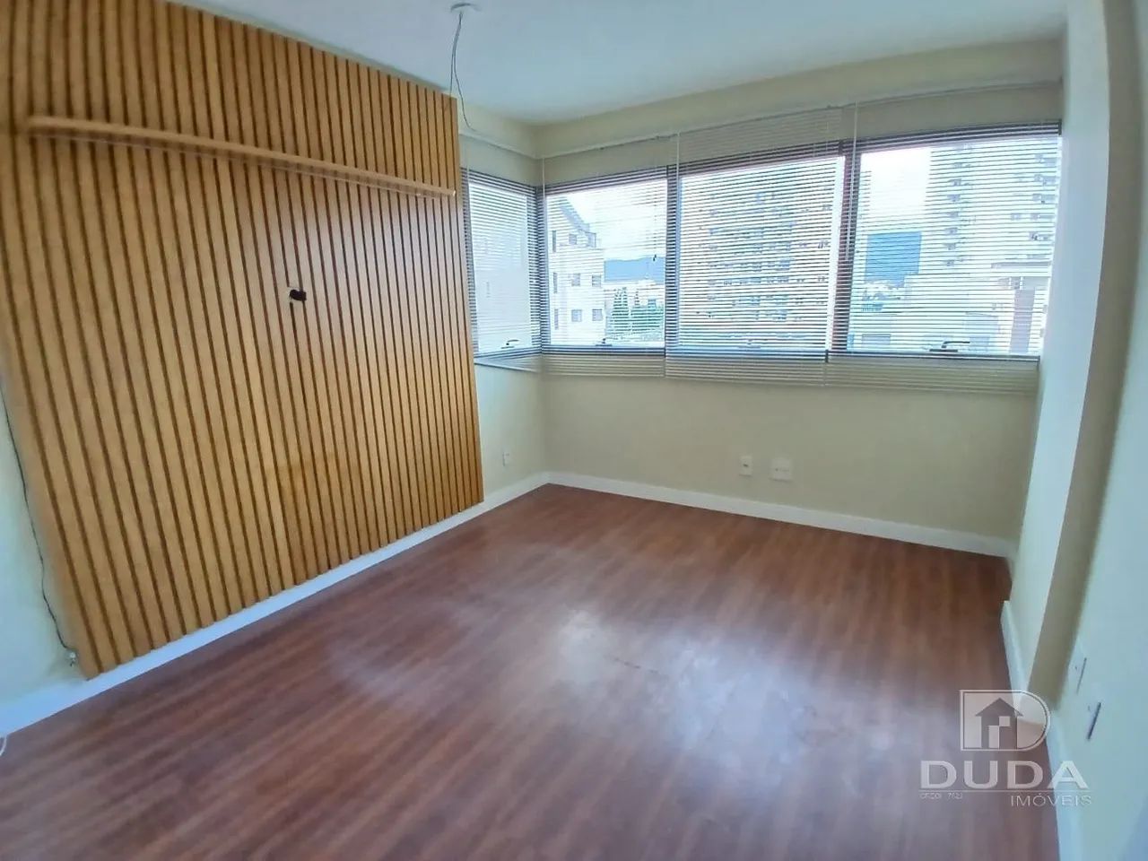 Sala comercial na Trindade - Foto 2