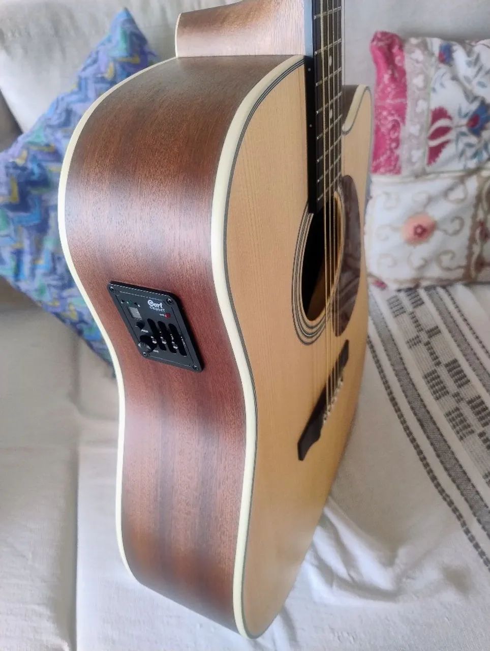 Violão Cort tampo maciço - Foto 3