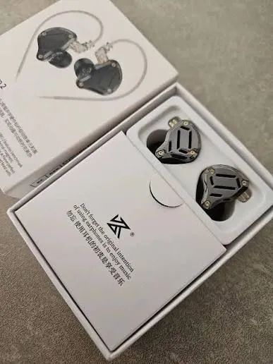 KZ ZS10 PRO 2 / 4 TUNNING  - Foto 4