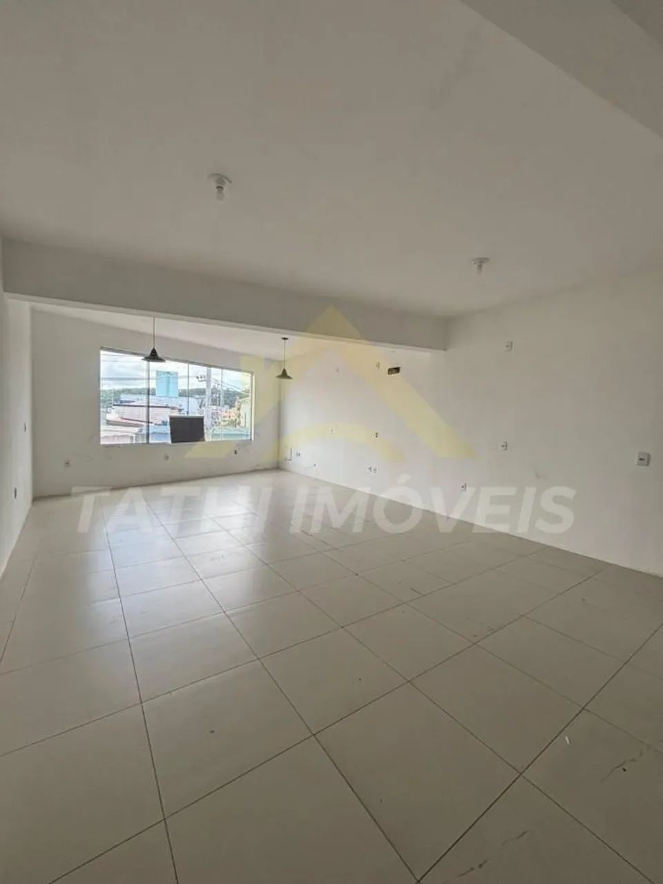 Sala Comercial para Locação em Florianópolis, Ingleses do Rio Vermelho, 1 banheiro
