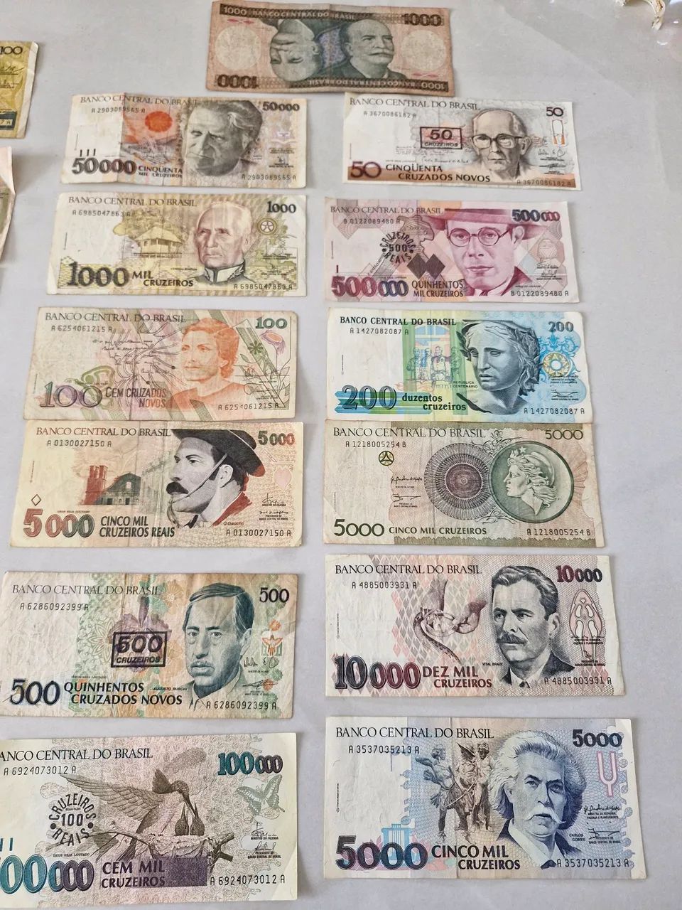 Células antigas colecionador 19 notas dos anos 80 - Foto 2