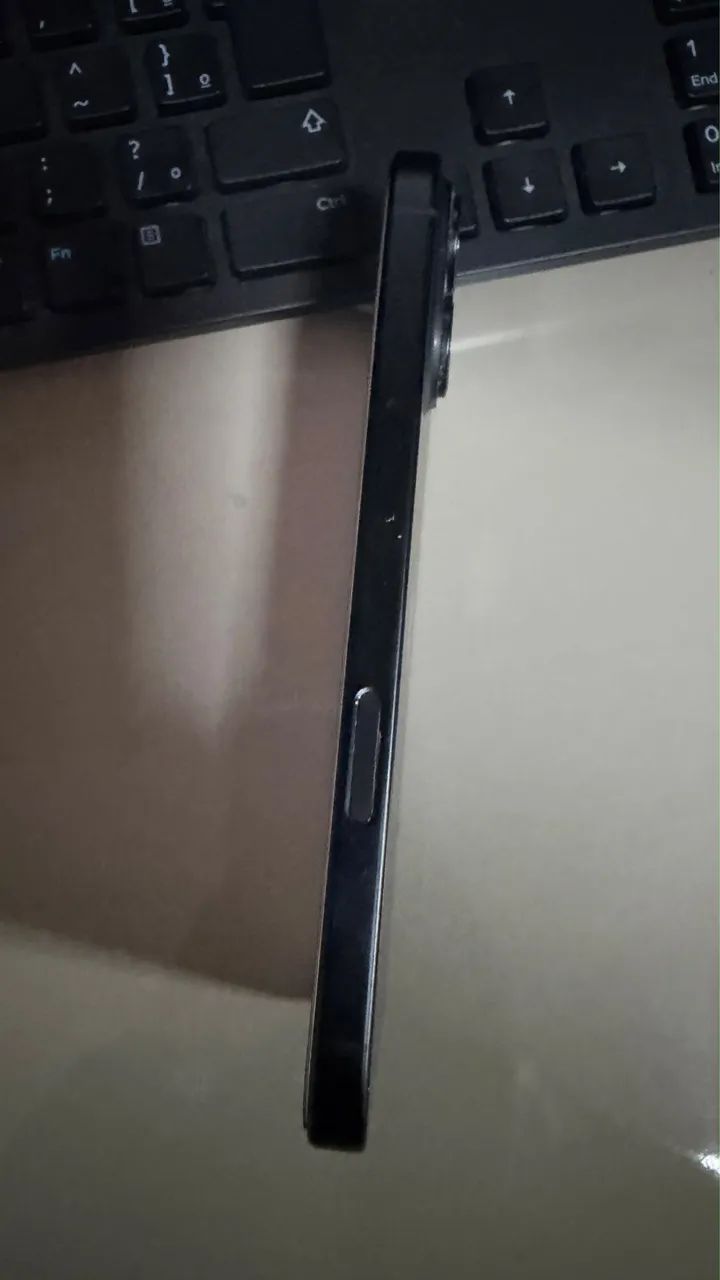 iPhone 16 256G preto  - Foto 4