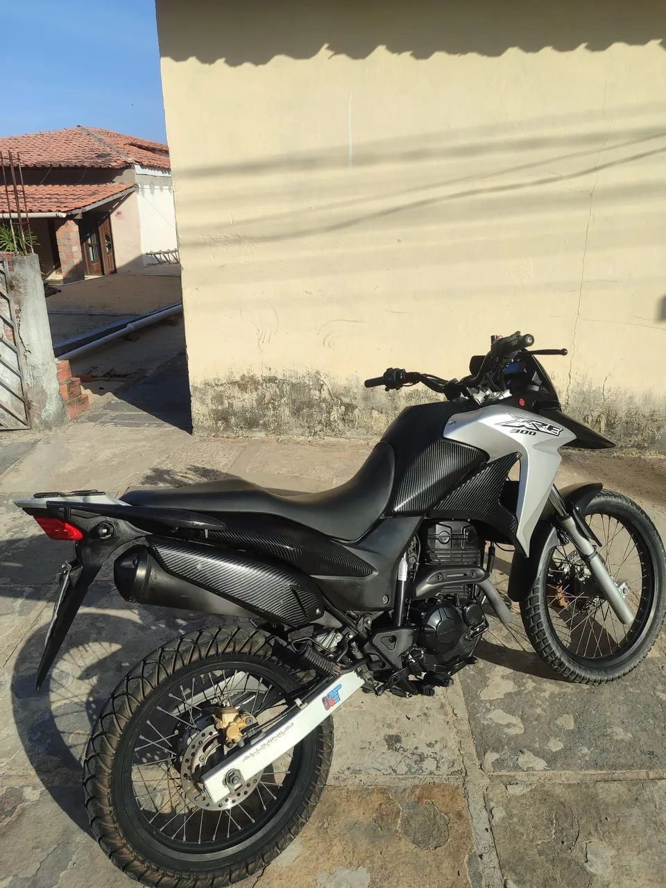 XRE 300, bem conservada - Foto 2